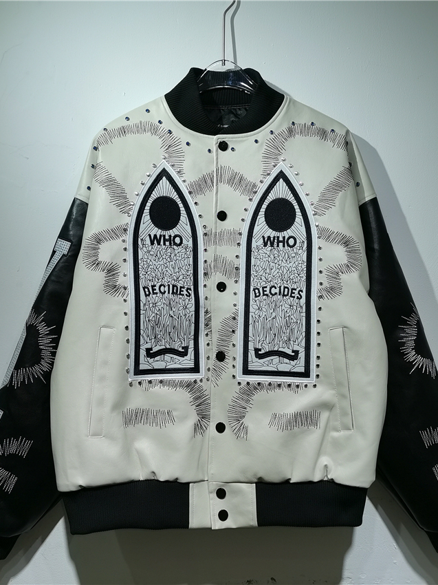 Embroidery Gothic - Куртка из искусственной кожи в готическом