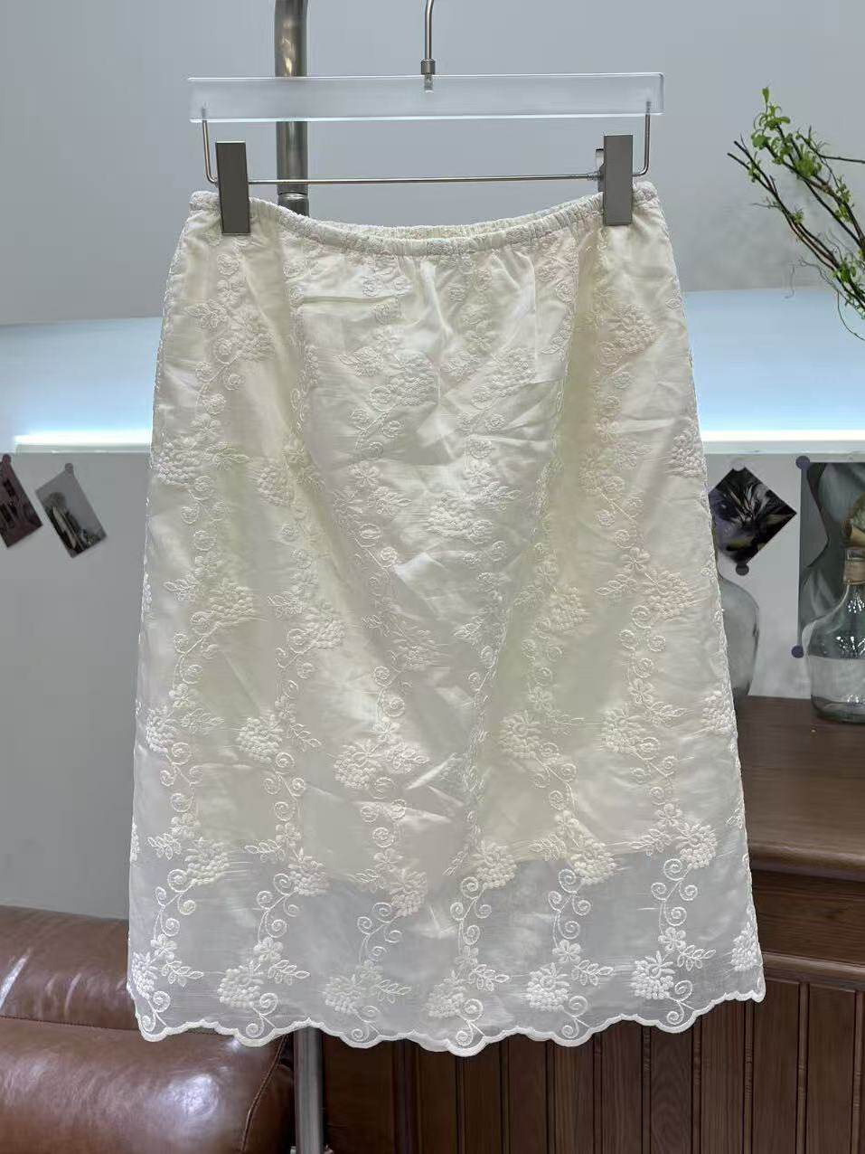 Юбка в корейском стиле больших – обзор и цена Embroidery Skirt