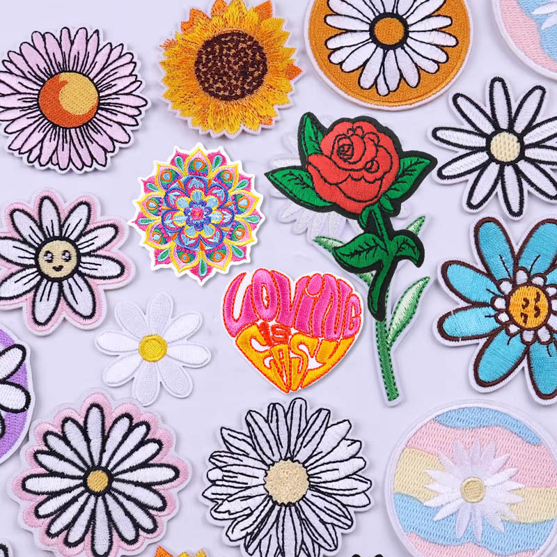 Патчи с маленькой маргариткой, – обзор и цена Embroidery Daisy Flower