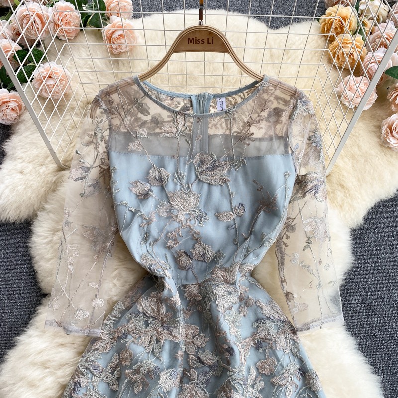 Элегантное вышитое платье в ко – обзор и цена Embroidery Workshop